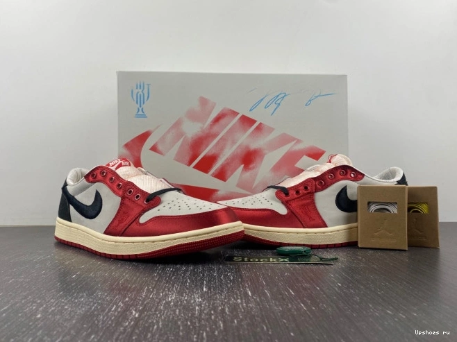 Low Away Room Jordan 1 Trophy Retro OG 0421